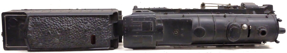 Lionel 2035 Vintage O 2-6-4 Die-Cast Postwar Steam Locomotive w 6466WX Tender