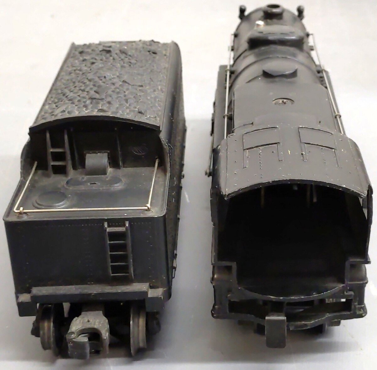 Lionel 2035 Vintage O 2-6-4 Die-Cast Postwar Steam Locomotive w 6466WX Tender