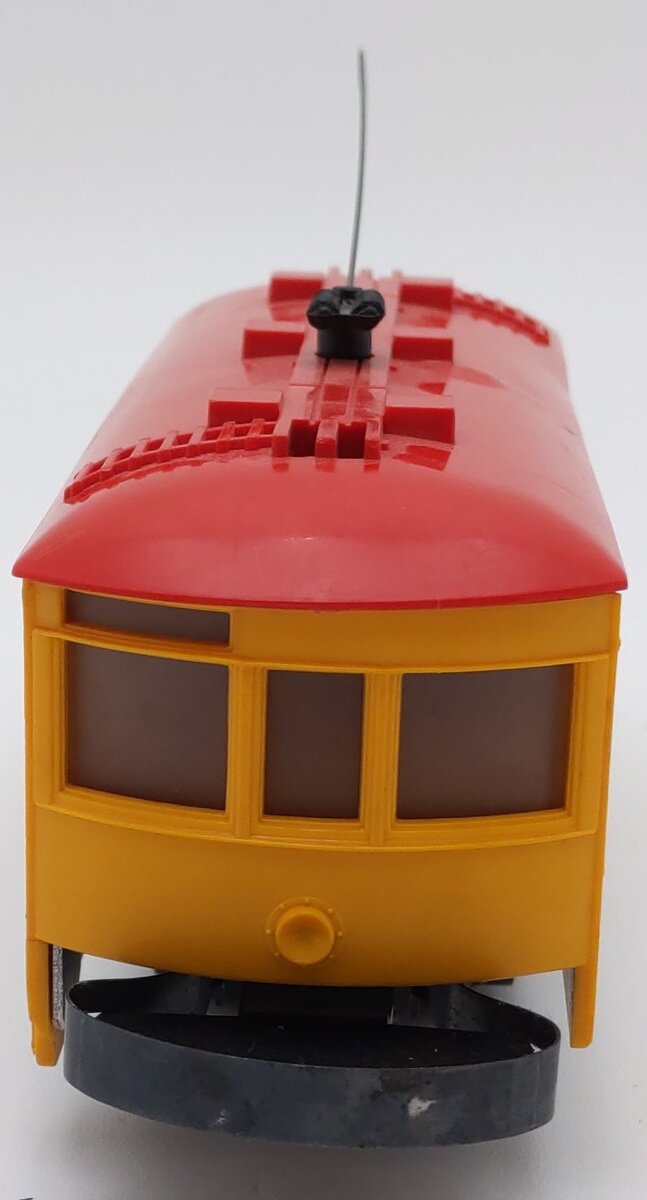 Lionel 60 Vintage O Gauge Postwar Lionelville Trolley with Black Lettering VG