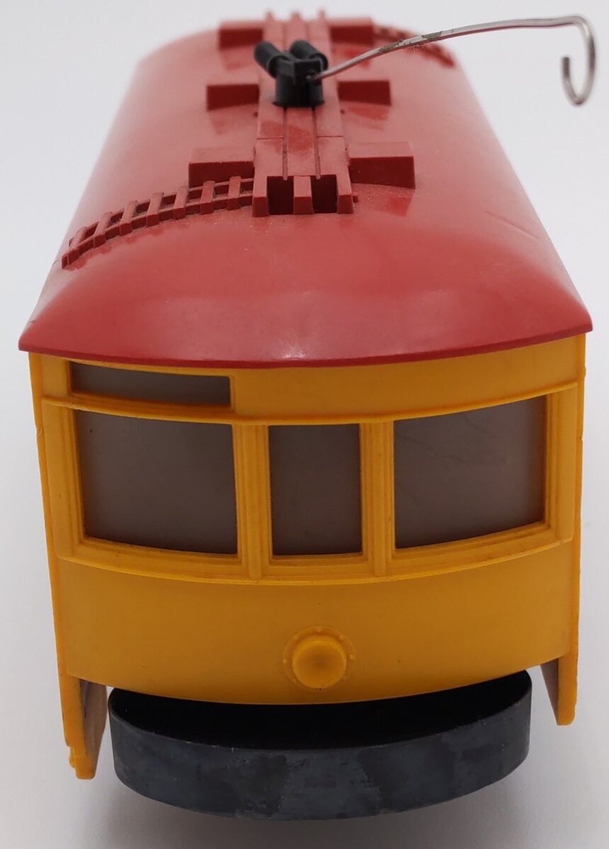 Lionel 60 Vintage O Gauge Postwar Lionelville Trolley with Black Lettering
