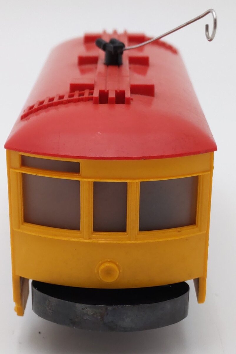 Lionel 60 Vintage O Gauge Postwar Lionelville Trolley with Black Lettering VG
