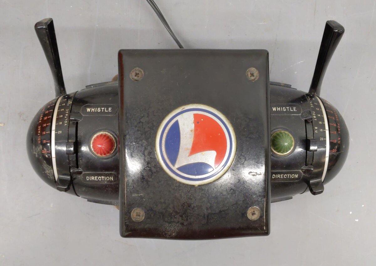 Lionel ZW Vintage O Gauge Trainmaster 275 Watt Transformer with Whistle VG/Box