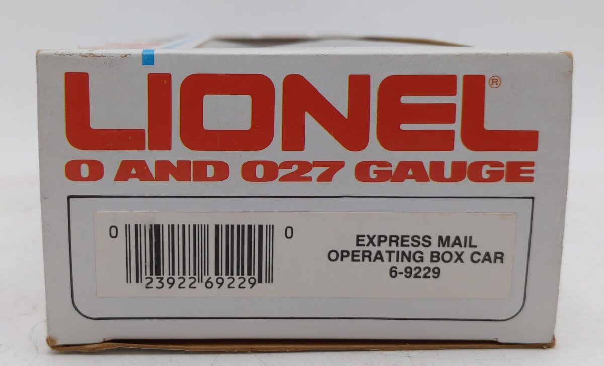 Lionel 6-9229 O Gauge Operating USPS Express Mail Boxcar EX/Box