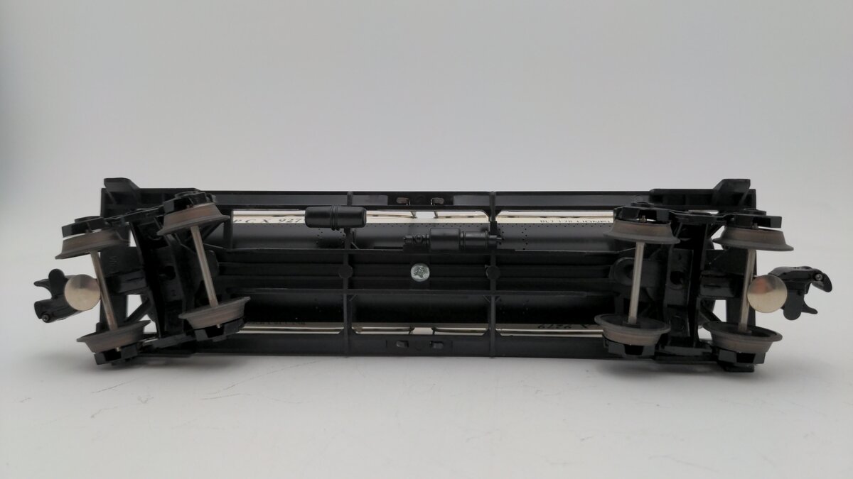 Lionel 6-9279 O Gauge Magnolia 3-Dome Tank Car EX