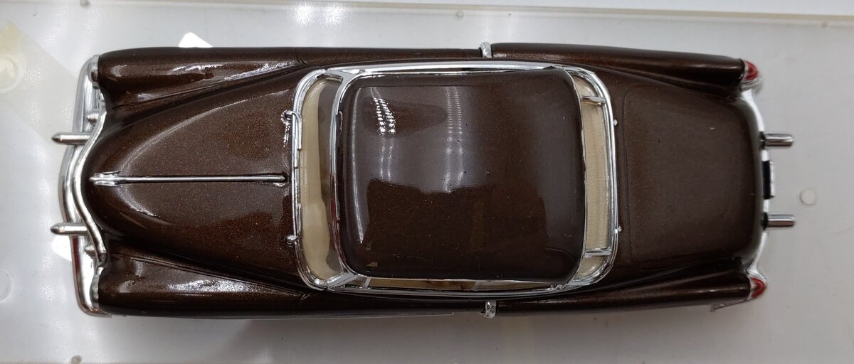 Vitesse 372 1:43 Scale Chrysler Windsor Police 1947 NIB