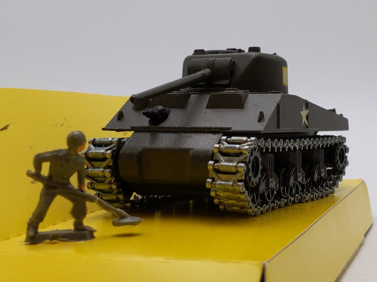 Solido 6053 1:50 Sherman Tank Collection Militaire II EX/Box