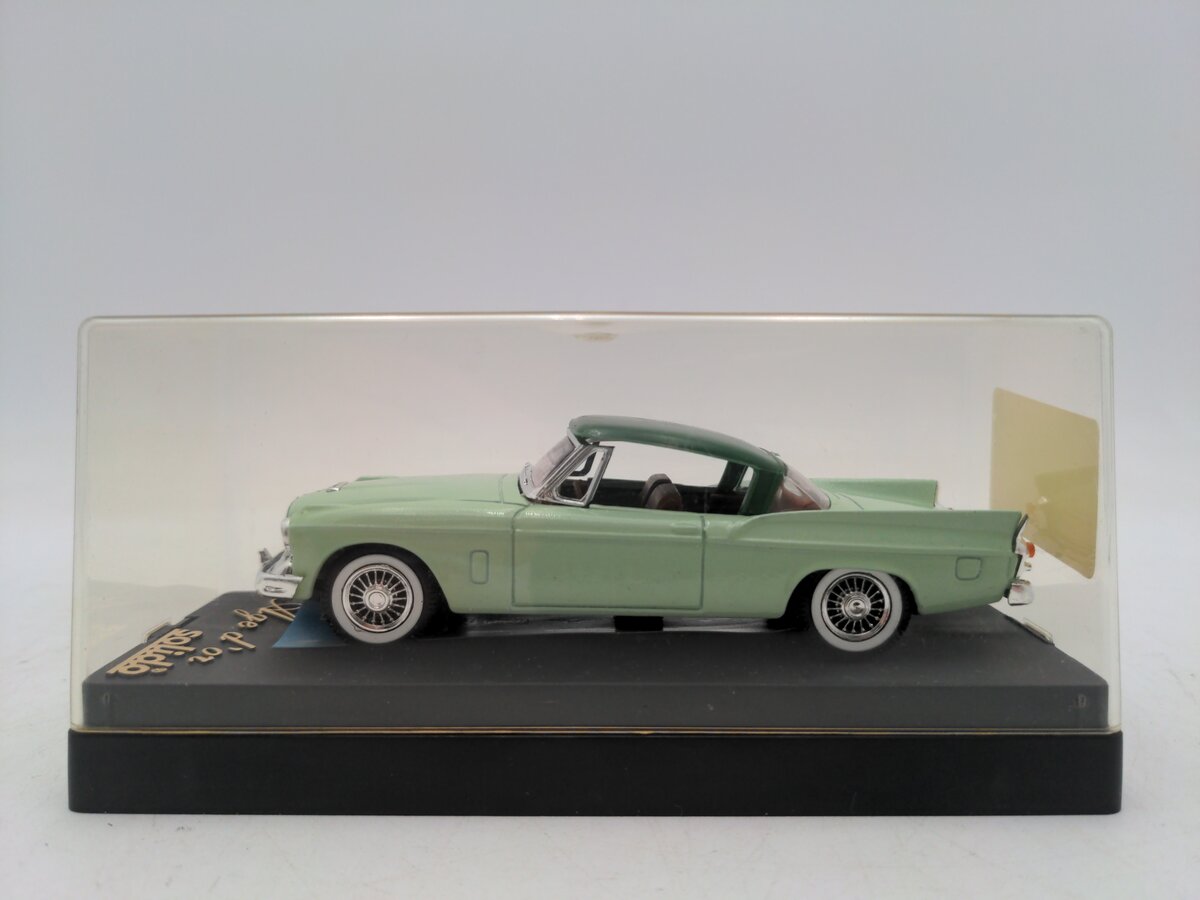 Solido 4522 1:43 Green Studebaker Hard Top LN