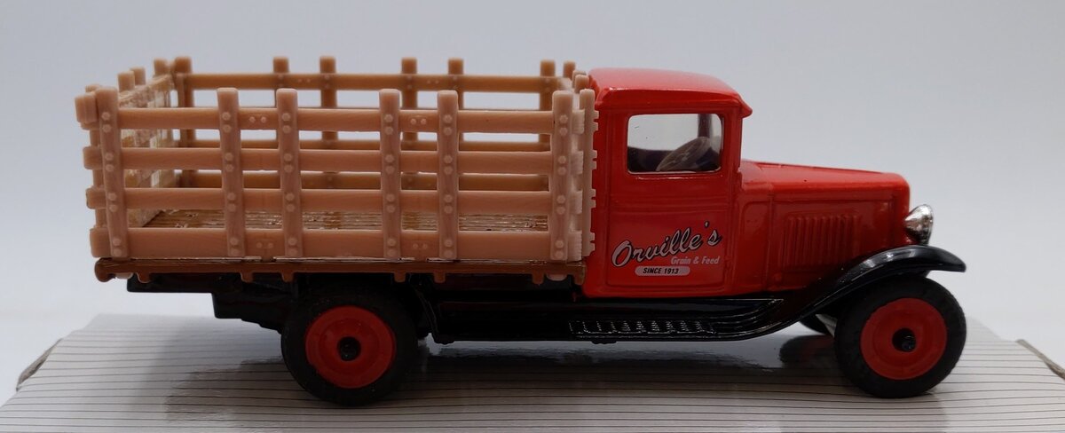 Ertl 2503 1:43 Livestock Transportation Carl Jones Prop. 1930 Chevy Stake Truck NIB