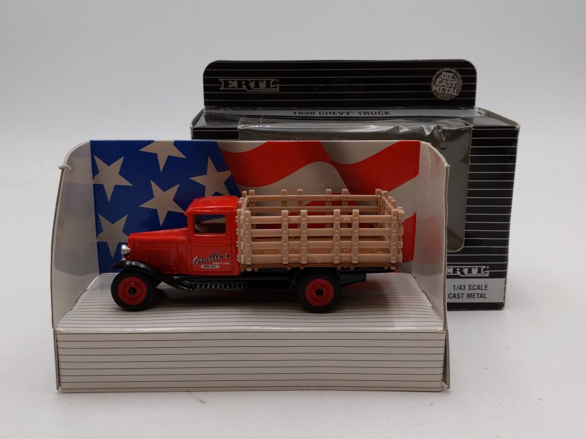 Ertl 2503 1:43 Livestock Transportation Carl Jones Prop. 1930 Chevy Stake Truck NIB