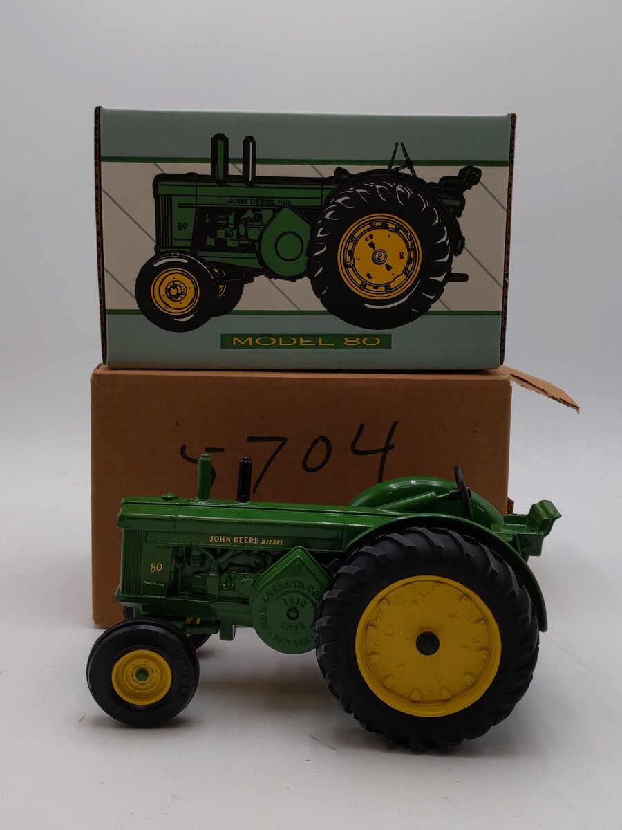 Ertl 5704 1/16 Scale John Deere Company 1912-1992 Columbus Ohio Model 80 Tractor NIB