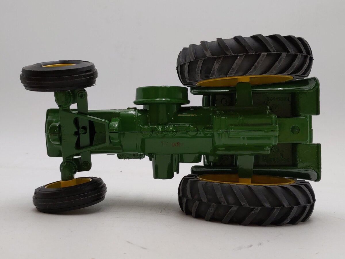 Ertl 5704 1/16 Scale John Deere Company 1912-1992 Columbus Ohio Model 80 Tractor NIB