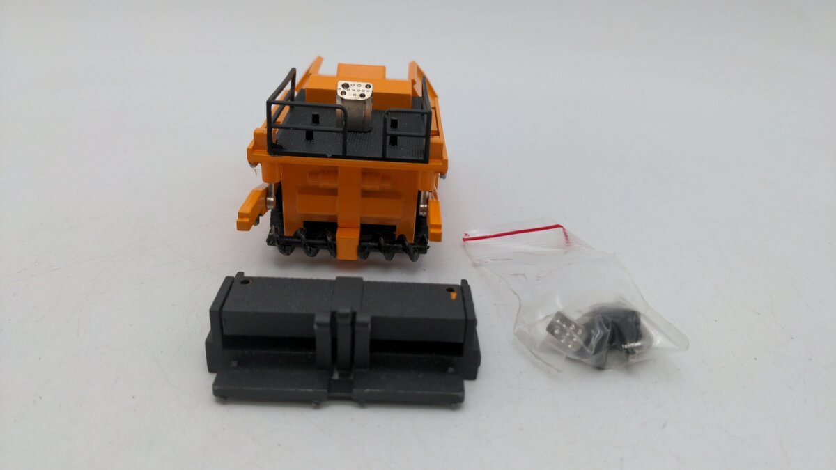 NZG 231 1:50 Scale Die-Cast Demag Road Finisher Asphalt Paver Die Cast Model EX/Box