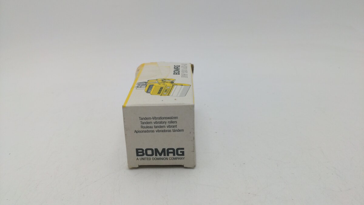 Conrad 2711 1:50 Scale Bomag BW 120 AD-2 Asphalt Roller Die Cast & Plastic Parts EX/Box