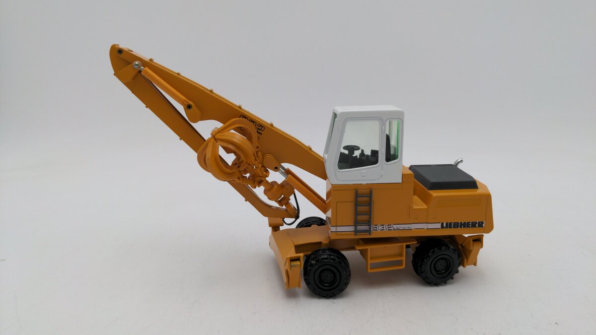 Conrad 2832 1:50 Scale Liebherr A 932 Litronic The Hydraulic Excavator Diecast EX/Box