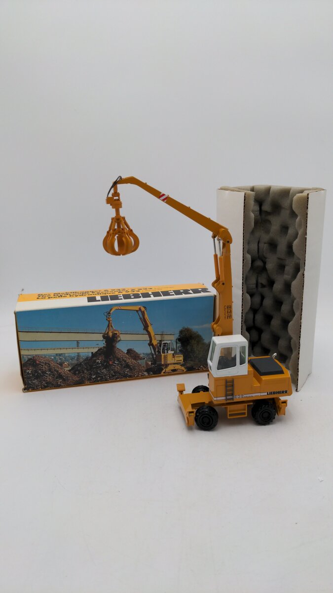 Conrad 2832 1:50 Scale Liebherr A 932 Litronic The Hydraulic Excavator Diecast EX/Box