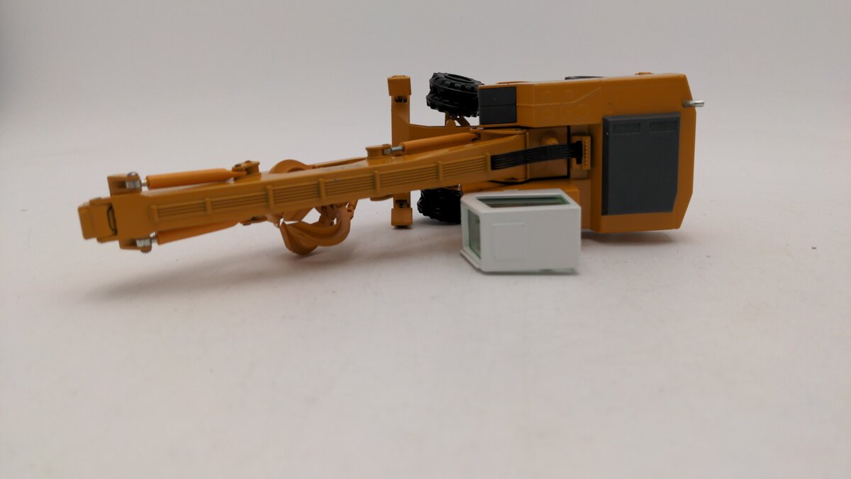 Conrad 2832 1:50 Scale Liebherr A 932 Litronic The Hydraulic Excavator Diecast EX/Box