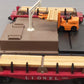 Lionel 264 Vintage O Operating Forklift Platform with two 6264 Lumber Cars VG/Box