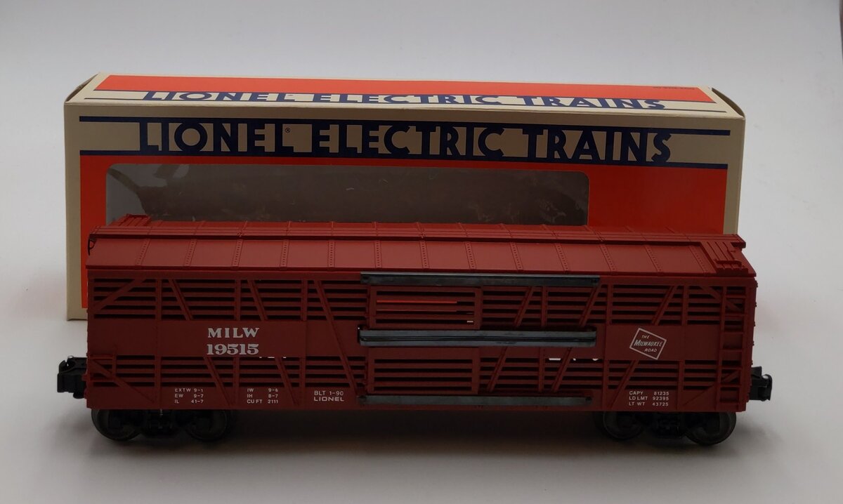 Lionel 6-19515 O Gauge Milwaukee Road Stock Car NIB