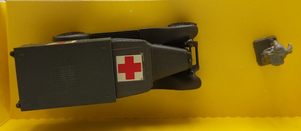 Solido Collection Militaire I 1:50 Scale C 4 Ambulance #6020 LN/Box
