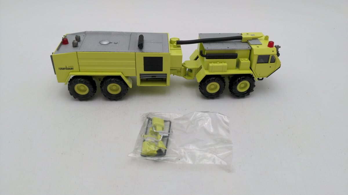 Conrad 5511 1:50 Scale Rosenbauer Viper Crash / Fire Engine Vehicle Diecast