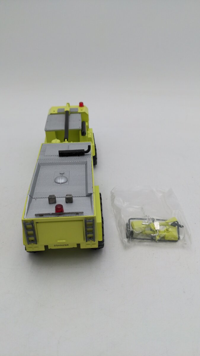 Conrad 5511 1:50 Scale Rosenbauer Viper Crash / Fire Engine Vehicle Diecast