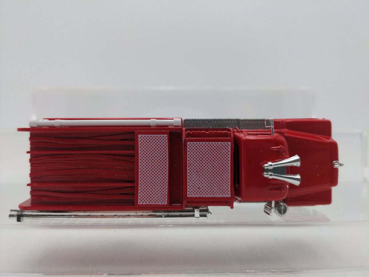 Solido 3106 1:60 Scale Mack Pompiers Fire Engine Truck #4 EX/Box