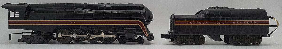 Lionel 6-8100 O Gauge Norfolk & Western 4-8-4 Steam Locomotive & Tender #611 LN/Box