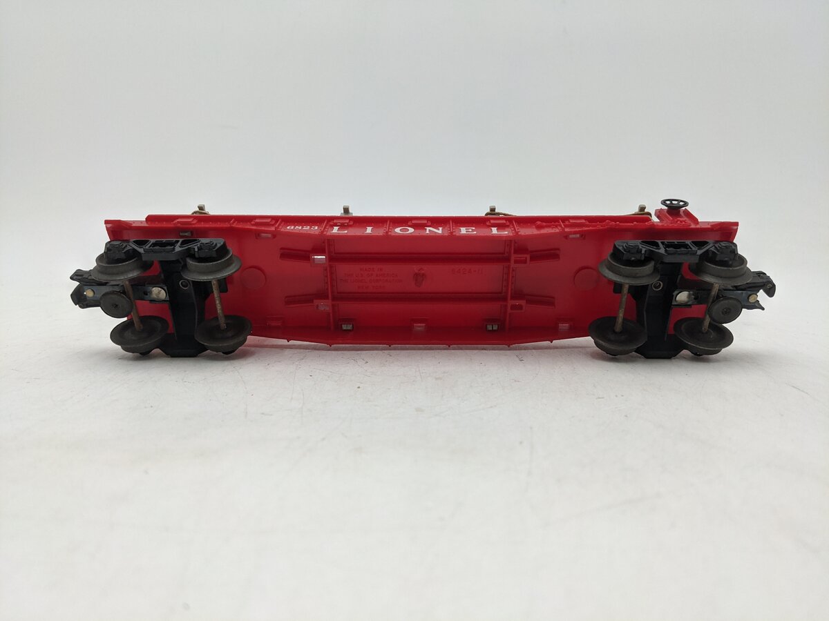 Lionel 6823 Vintage O Flatcar with IRBM Missiles EX/Box