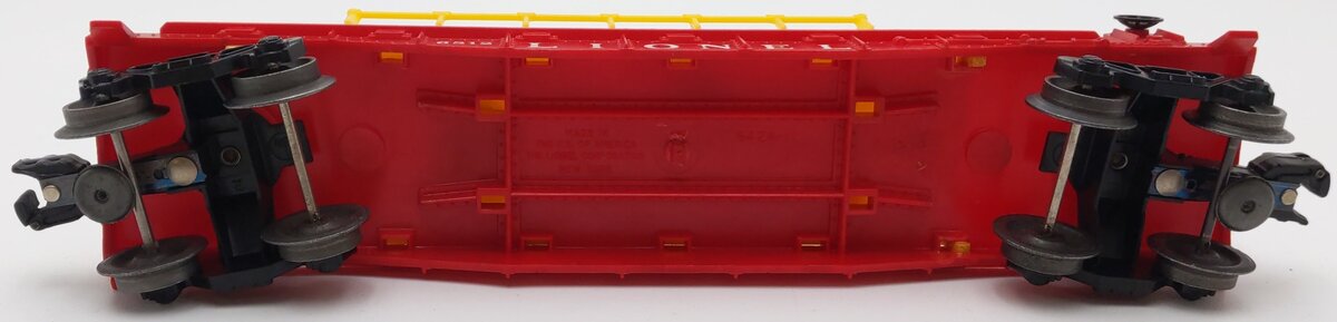 Lionel 6812 Vintage O Operating Track Maintenance Car w/Yellow Superstructure VG