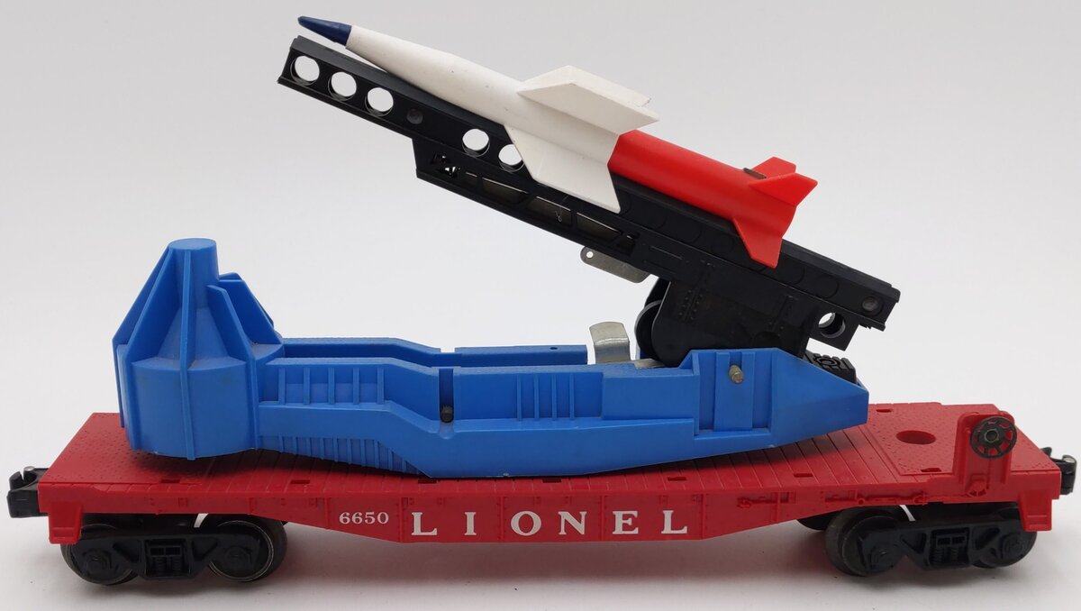 Lionel 6650 Vintage O IRBM Rocket Launcher VG