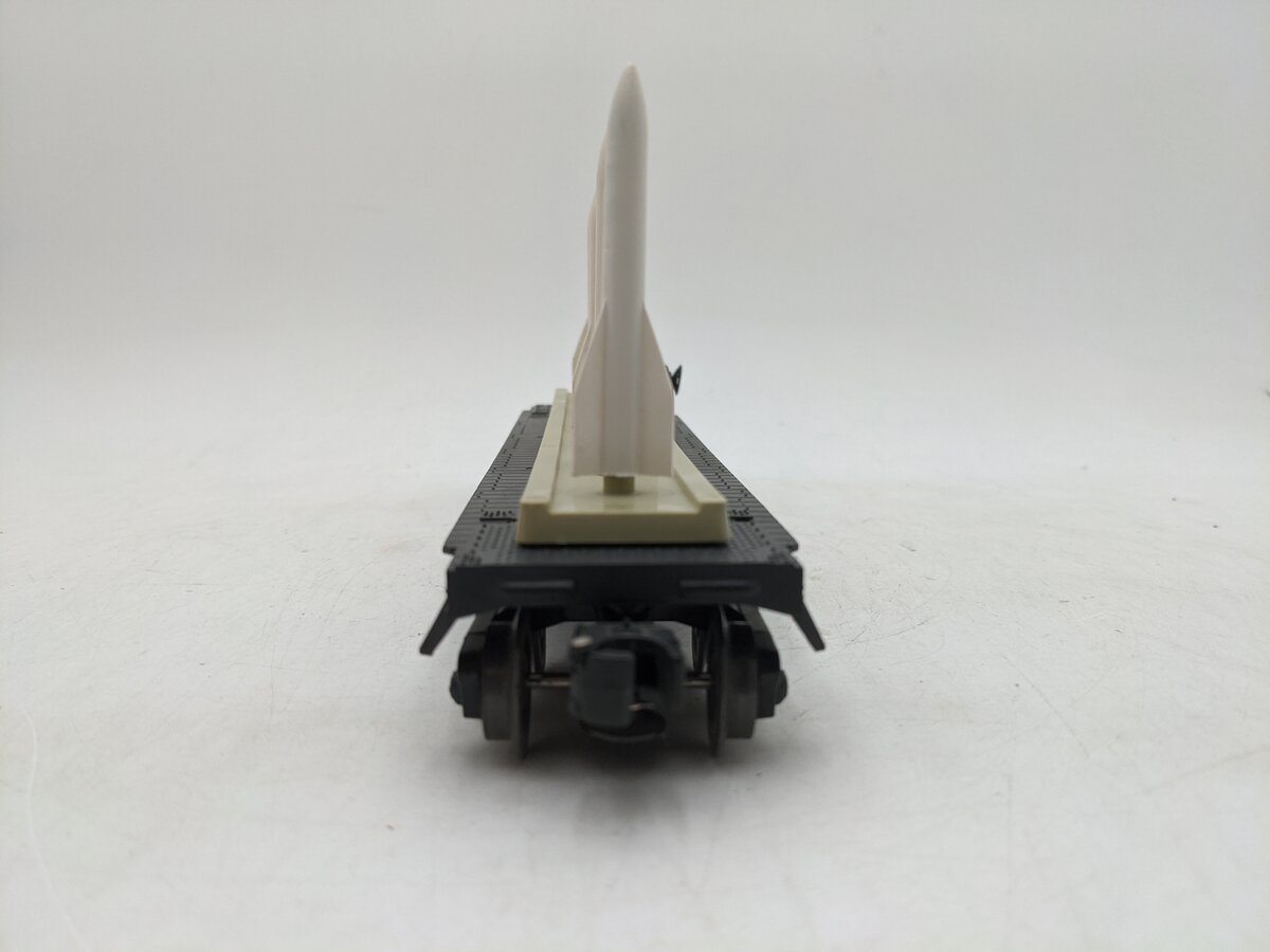 Lionel 6844 Vintage O Black Flatcar with 6 Small White Missiles EX/Box