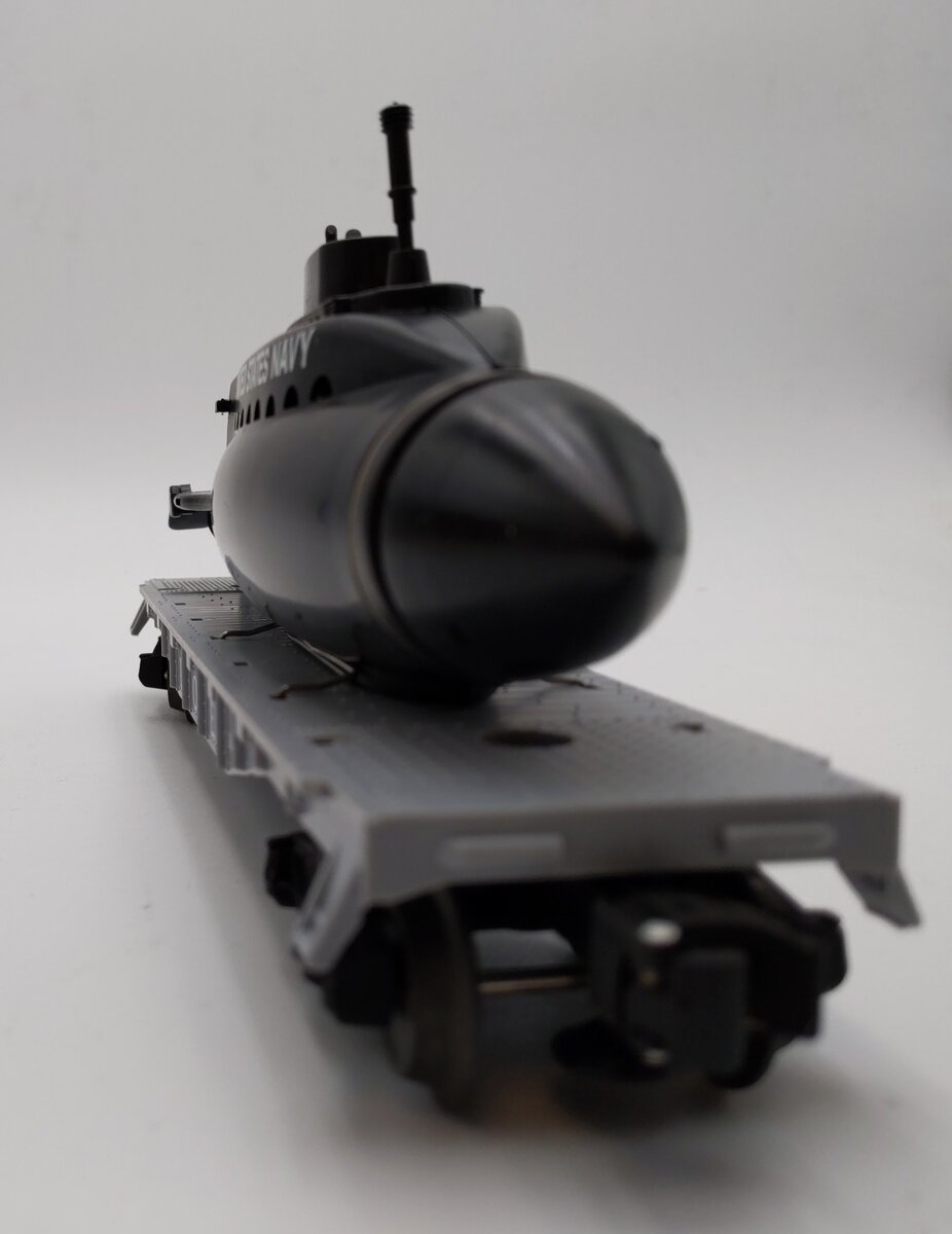 Lionel 6-16351 O Gauge Lionel Lines Flatcar with Navy Submarine NIB