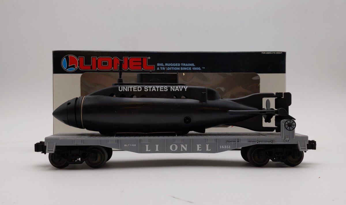 Lionel 6-16351 O Gauge Lionel Lines Flatcar with Navy Submarine NIB