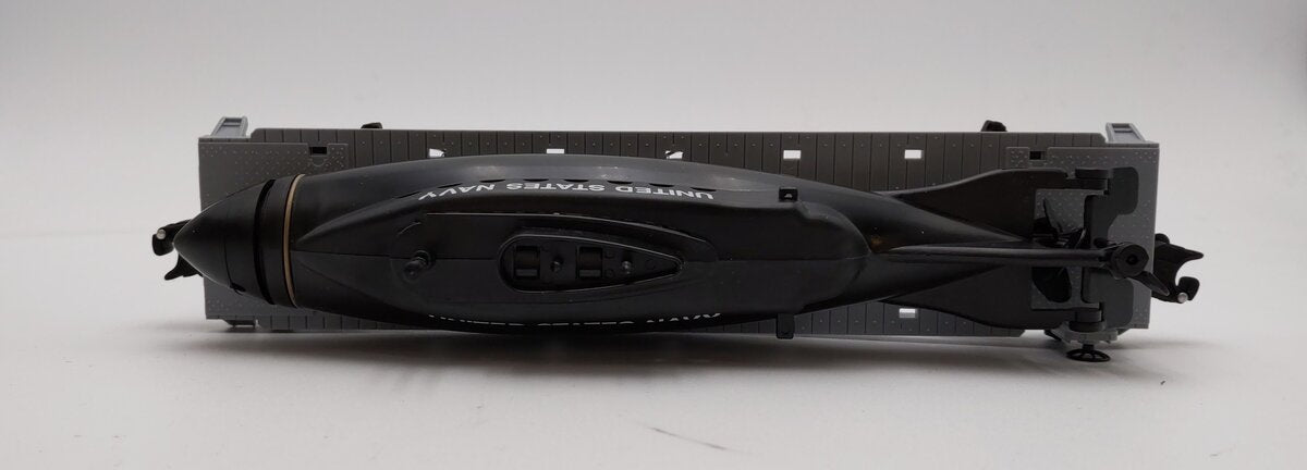 Lionel 6-16351 O Gauge Lionel Lines Flatcar with Navy Submarine NIB