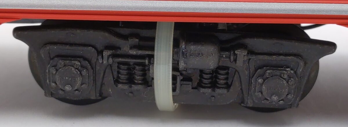 Lionel 6-19107 O Gauge Southern Pacific Daylight Full Vista Dome Passenger Car LN/Box