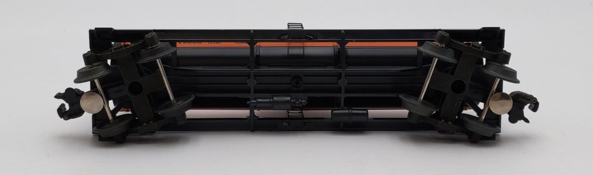 Lionel 6-19600 O Gauge Milwaukee Road Single Dome Tank Car #19600 NIB