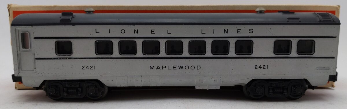 Lionel 2421 O Vintage Lionel Lines Maplewood Lighted Pullman Car #2421 VG/Box