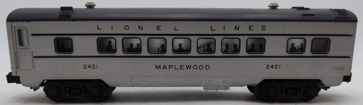 Lionel 2421 O Vintage Lionel Lines Maplewood Lighted Pullman Car #2421 VG/Box