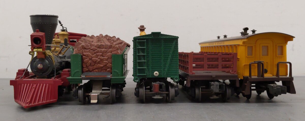 Lionel Vintage O General Steam Loco & Tender Set #1865, 1862, 1877, 3370 VG