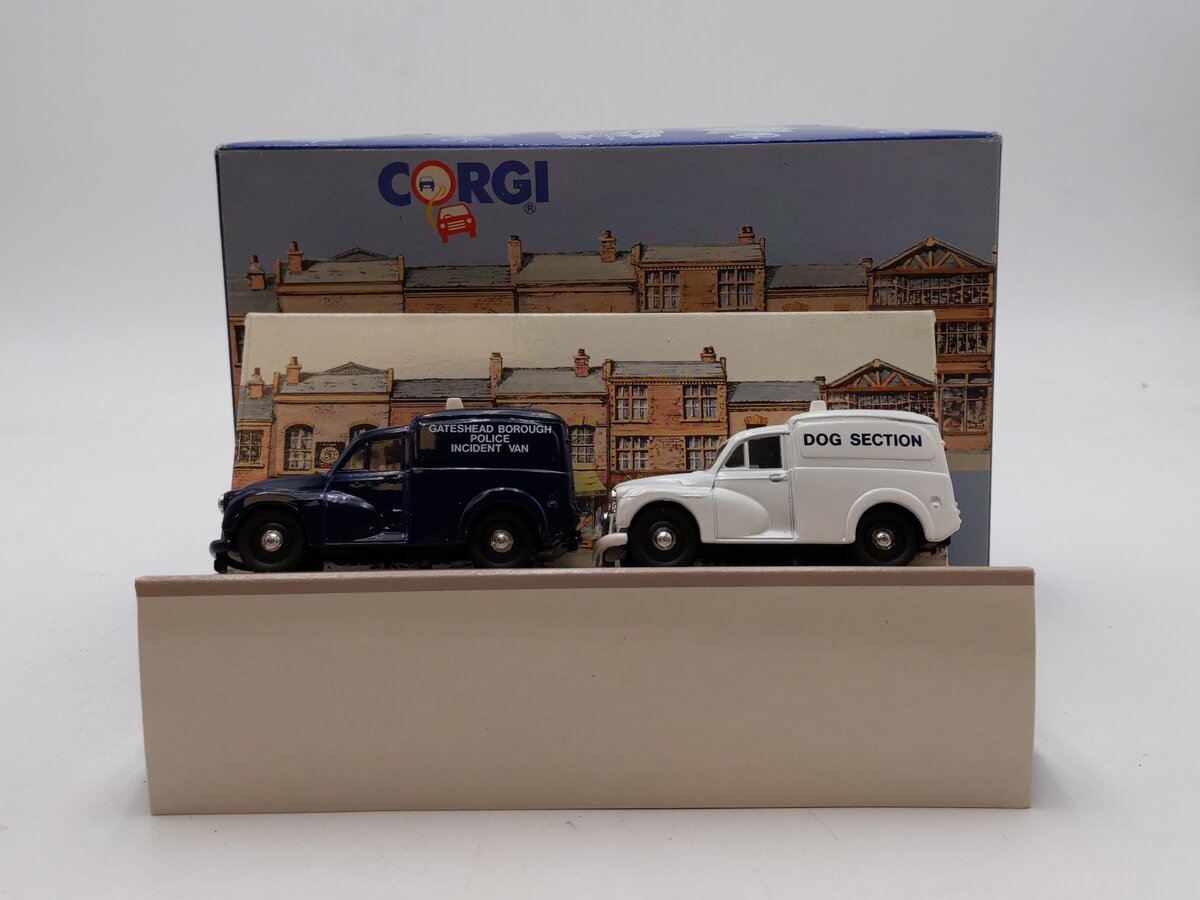 Corgi D13/1 1:43 Scale Morris Minor Police Vans [set of 2] NIB