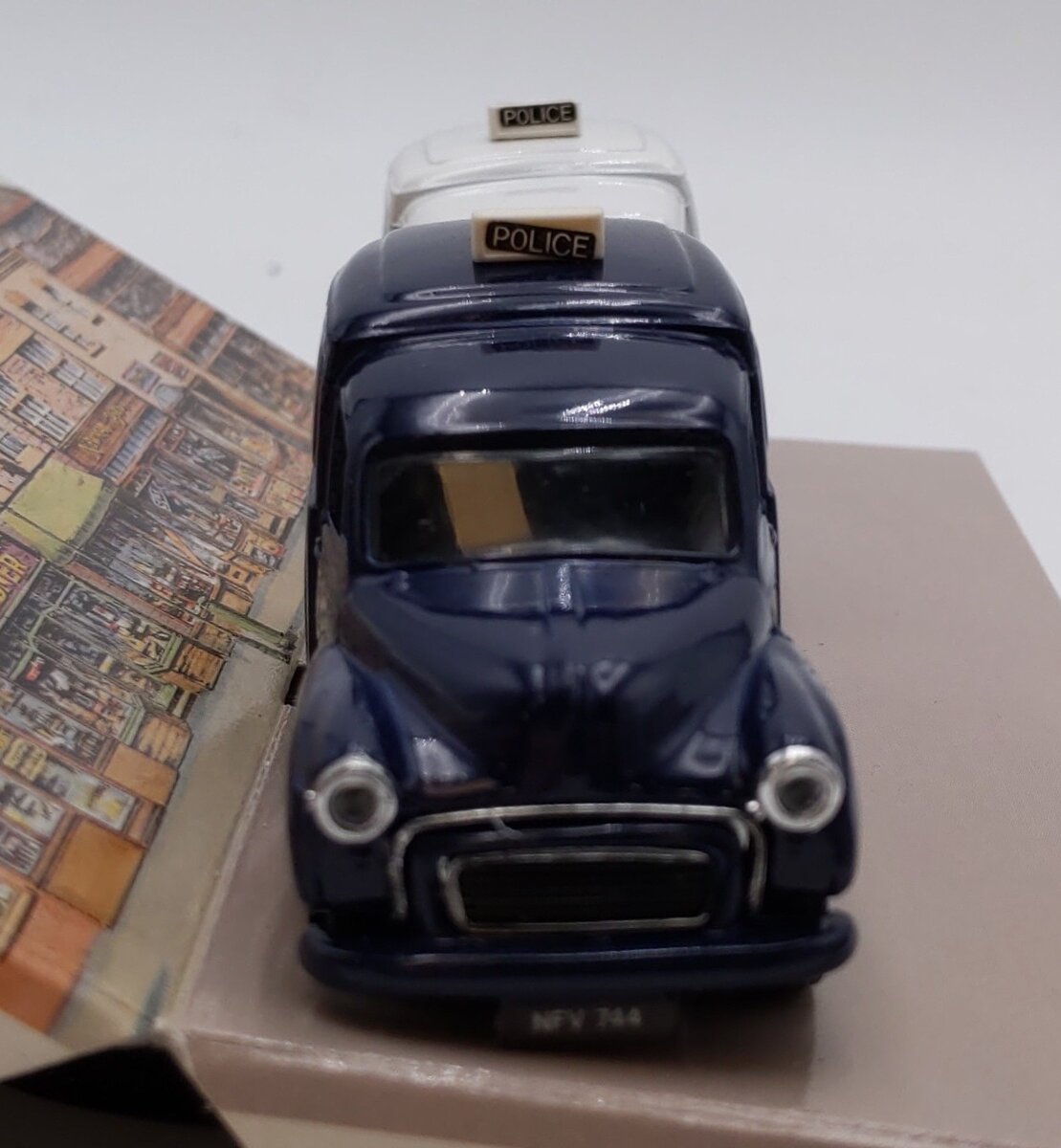 Corgi D13/1 1:43 Scale Morris Minor Police Vans [set of 2] NIB