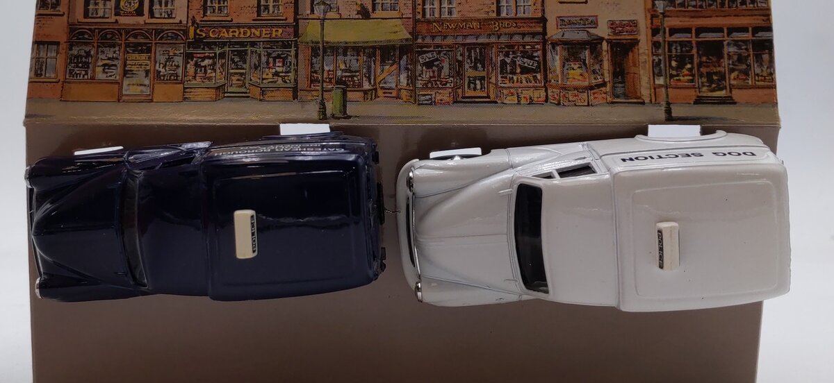 Corgi D13/1 1:43 Scale Morris Minor Police Vans [set of 2] NIB