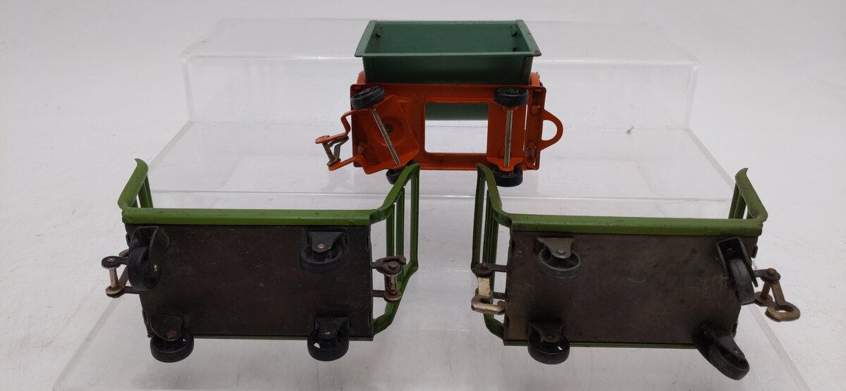 Lionel 163 Vintage O Prewar Freight Station Set: Dump Car & Hand Trucks (7) VG