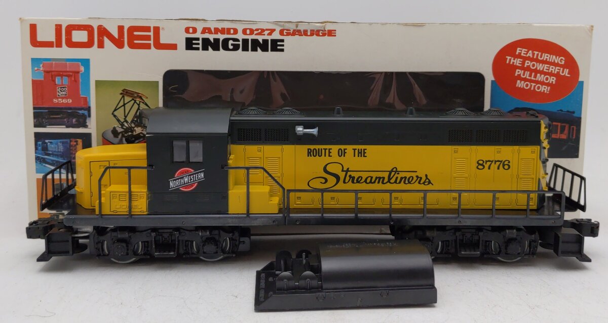 Lionel 6-8776 O Chicago & Northwestern GP20 Powered Diesel Locomotive EX