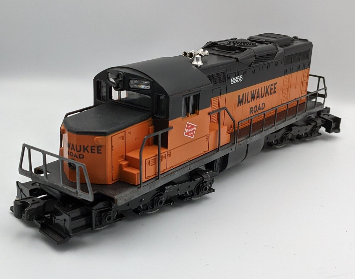Lionel 6-8855 O Gauge Milwaukee Road SD-18 Powered Diesel Locomotive EX/Box