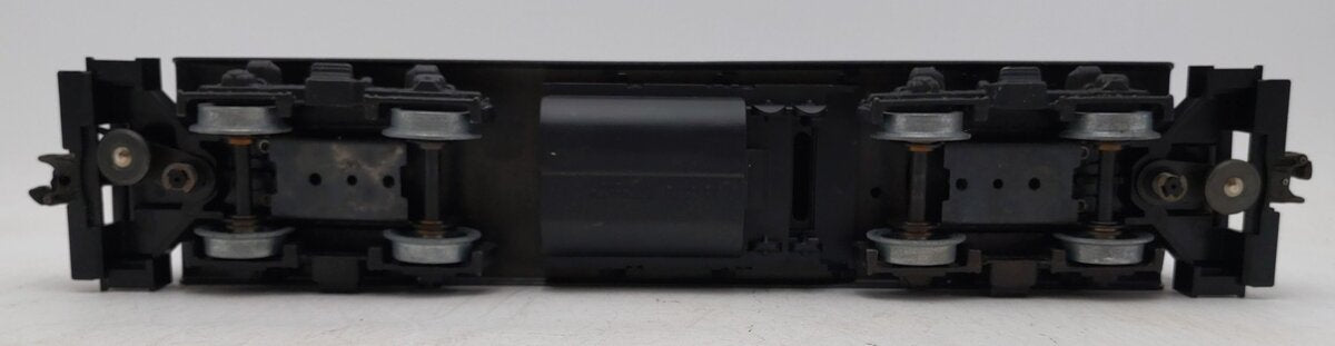 Lionel 6-8367 O Gauge Long Island GP20 Non-Powered Diesel Locomotive VG/Box