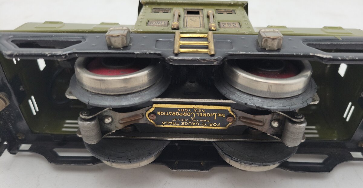 Lionel 252 Vintage O Prewar 4-Wheel Powered Electric Locomotive