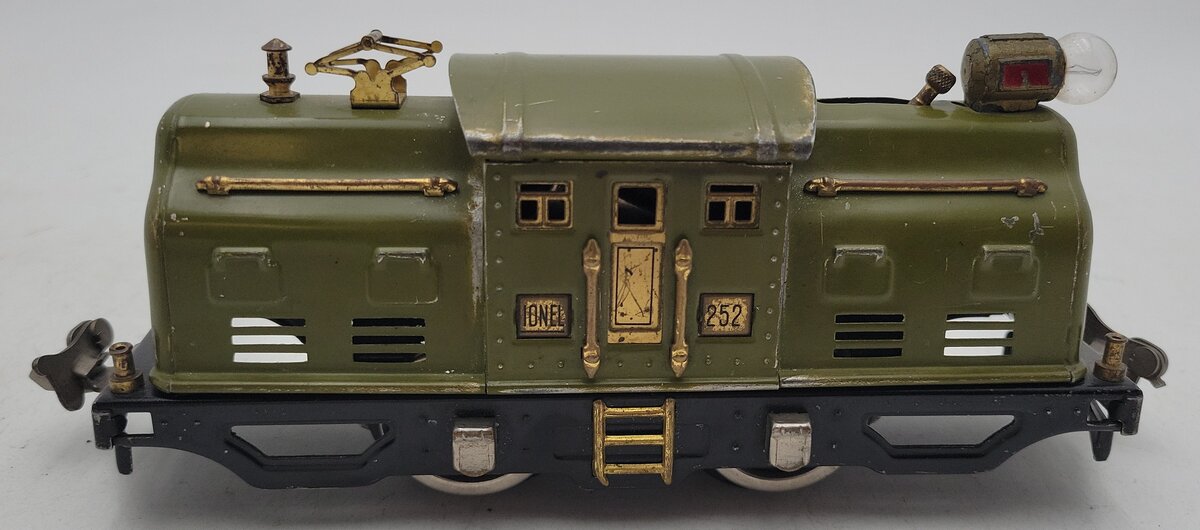 Lionel 252 Vintage O Prewar 4-Wheel Powered Electric Locomotive