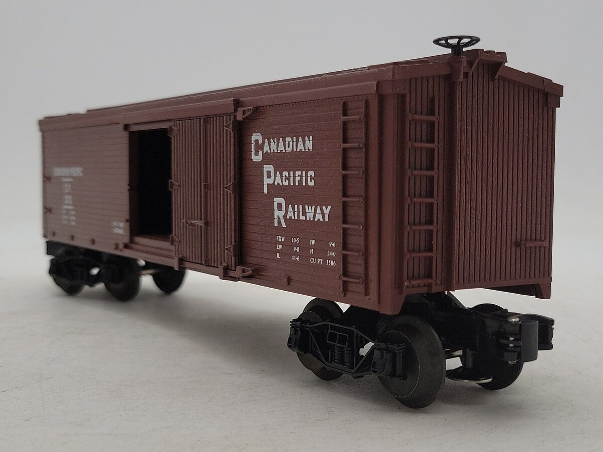 Lionel 6-5710 O Gauge Canadian Pacific Reefer #5710 EX/Box