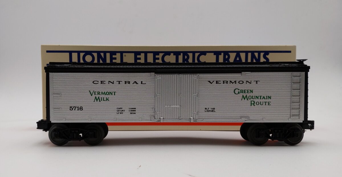 Lionel 6-5716 O Gauge Central Vermont Woodside Reefer #5716 NIB